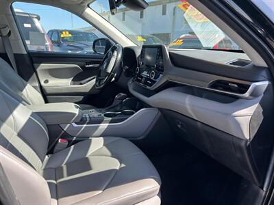 2020 Toyota Highlander Hybrid XLE - Photo 19 - Riverside, CA 92508