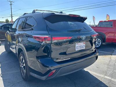 2020 Toyota Highlander Hybrid XLE - Photo 7 - Riverside, CA 92508