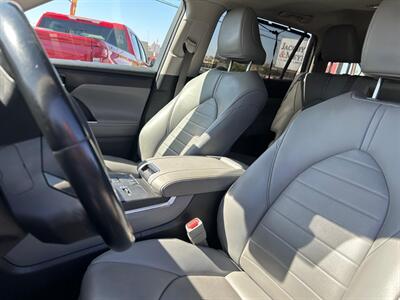 2020 Toyota Highlander Hybrid XLE - Photo 33 - Riverside, CA 92508