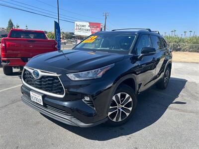 2020 Toyota Highlander Hybrid XLE - Photo 12 - Riverside, CA 92508