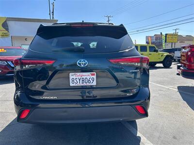 2020 Toyota Highlander Hybrid XLE - Photo 6 - Riverside, CA 92508