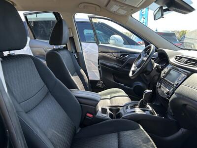 2019 Nissan Rogue SV   - Photo 68 - Riverside, CA 92508