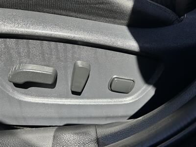 2019 Nissan Rogue SV   - Photo 20 - Riverside, CA 92508