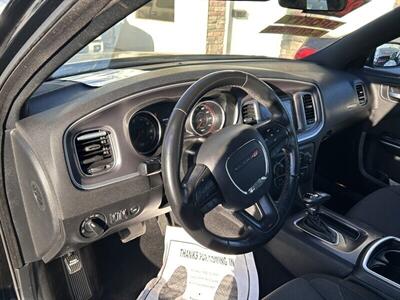 2019 Dodge Charger SXT   - Photo 28 - Riverside, CA 92508