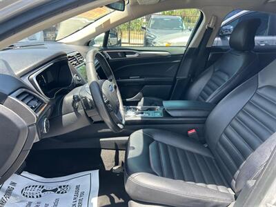 2019 Ford Fusion SEL   - Photo 16 - Riverside, CA 92508