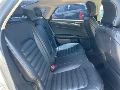 2019 Ford Fusion SEL   - Photo 78 - Riverside, CA 92508