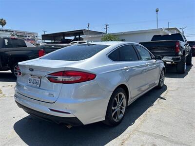 2019 Ford Fusion SEL   - Photo 55 - Riverside, CA 92508