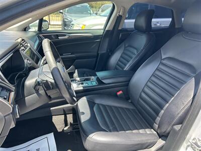 2019 Ford Fusion SEL   - Photo 14 - Riverside, CA 92508