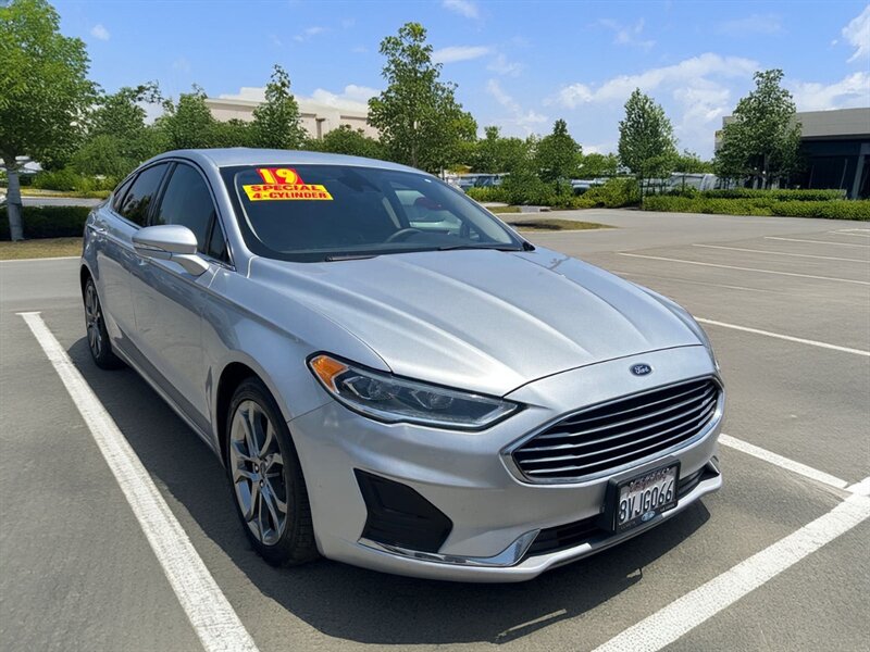 2019 Ford Fusion SEL FWD's photo