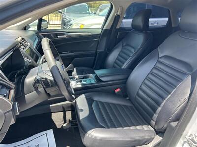 2019 Ford Fusion SEL   - Photo 40 - Riverside, CA 92508