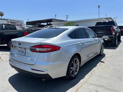 2019 Ford Fusion SEL   - Photo 3 - Riverside, CA 92508