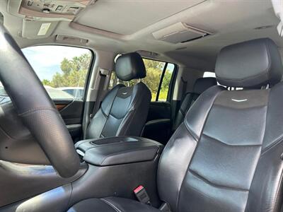 2017 Cadillac Escalade ESV Premium Luxury - Photo 18 - Riverside, CA 92508