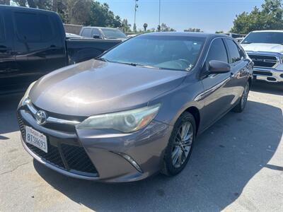 2015 Toyota Camry LE   - Photo 2 - Riverside, CA 92508