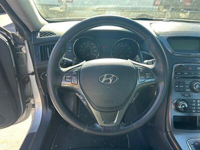 2012 Hyundai Genesis Coupe 2.0T - Photo 10 - Riverside, CA 92508