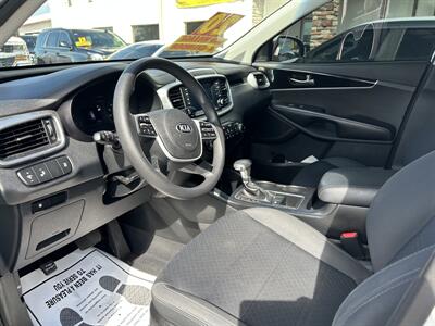 2020 Kia Sorento L   - Photo 17 - Riverside, CA 92508