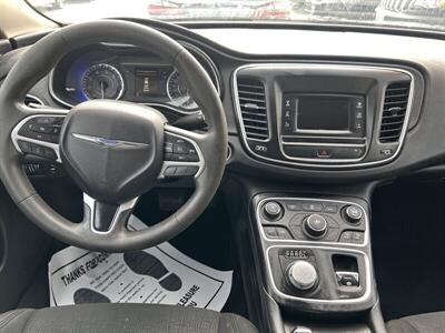 2016 Chrysler 200 Limited   - Photo 71 - Riverside, CA 92508