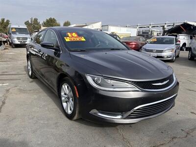 2016 Chrysler 200 Limited   - Photo 40 - Riverside, CA 92508