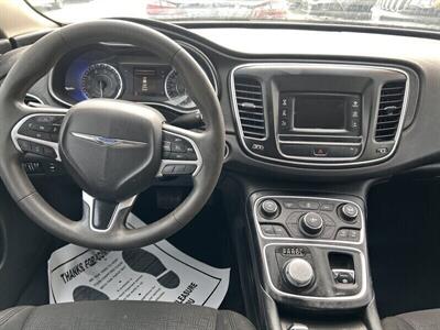 2016 Chrysler 200 Limited   - Photo 77 - Riverside, CA 92508