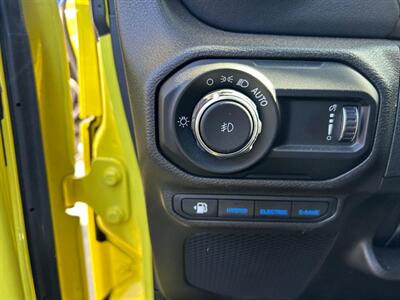 2023 Jeep Wrangler Rubicon 4xe - Photo 20 - Riverside, CA 92508