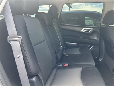 2017 Nissan Pathfinder S   - Photo 36 - Riverside, CA 92508