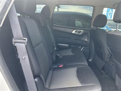 2017 Nissan Pathfinder S   - Photo 10 - Riverside, CA 92508
