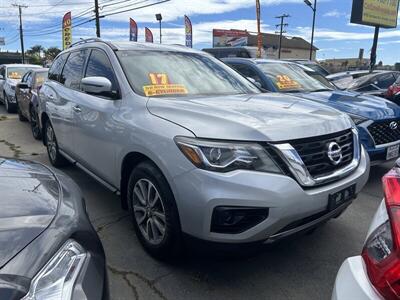 2017 Nissan Pathfinder S   - Photo 84 - Riverside, CA 92508