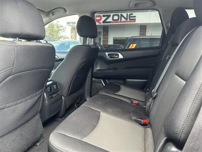 2017 Nissan Pathfinder S   - Photo 22 - Riverside, CA 92508