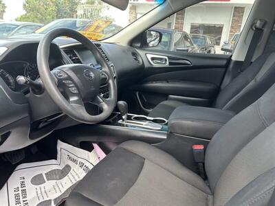 2017 Nissan Pathfinder S   - Photo 47 - Riverside, CA 92508