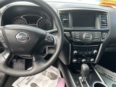 2017 Nissan Pathfinder S   - Photo 43 - Riverside, CA 92508