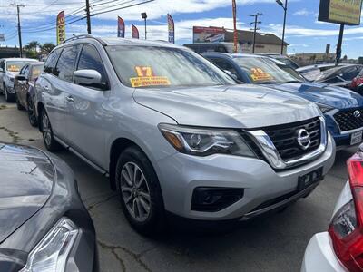2017 Nissan Pathfinder S   - Photo 56 - Riverside, CA 92508
