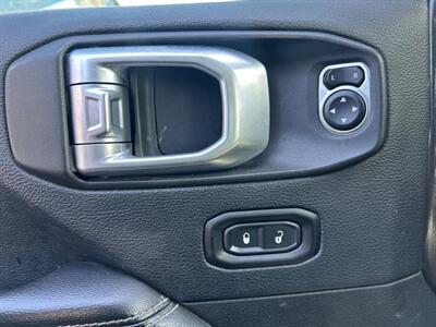 2019 Jeep Wrangler Sahara - Photo 15 - Riverside, CA 92508