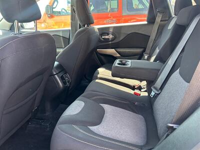 2018 Jeep Cherokee Latitude   - Photo 21 - Riverside, CA 92508