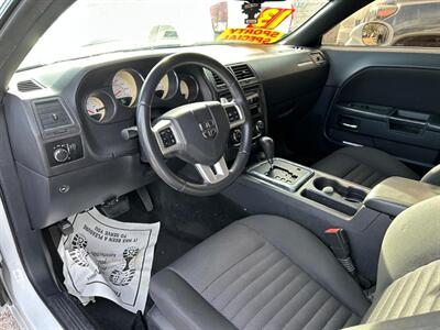 2013 Dodge Challenger SXT   - Photo 22 - Riverside, CA 92508