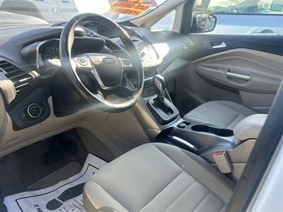2015 Ford C-MAX Hybrid SE   - Photo 76 - Riverside, CA 92508