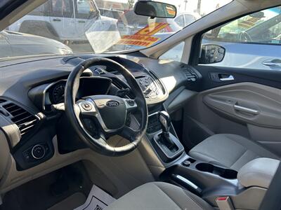 2015 Ford C-MAX Hybrid SE   - Photo 27 - Riverside, CA 92508