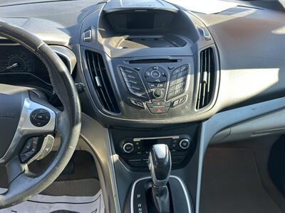 2015 Ford C-MAX Hybrid SE   - Photo 22 - Riverside, CA 92508