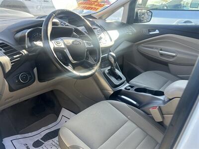 2015 Ford C-MAX Hybrid SE   - Photo 47 - Riverside, CA 92508