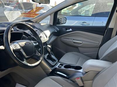 2015 Ford C-MAX Hybrid SE   - Photo 26 - Riverside, CA 92508