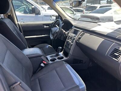 2015 Ford Flex SE   - Photo 62 - Riverside, CA 92508