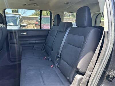 2015 Ford Flex SE   - Photo 93 - Riverside, CA 92508