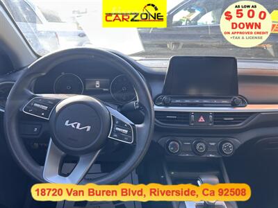 2023 Kia Forte LXS   - Photo 17 - Riverside, CA 92508