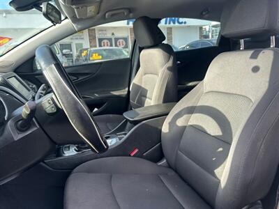 2020 Chevrolet Malibu LT   - Photo 33 - Riverside, CA 92508