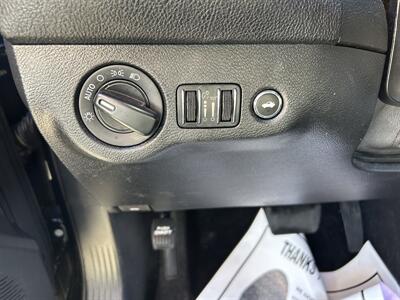 2020 Dodge Challenger SXT   - Photo 15 - Riverside, CA 92508