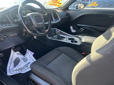 2020 Dodge Challenger SXT   - Photo 10 - Riverside, CA 92508