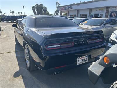 2020 Dodge Challenger SXT   - Photo 3 - Riverside, CA 92508