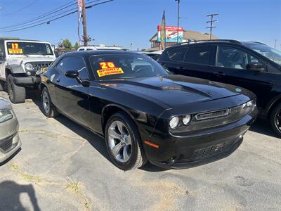 2020 Dodge Challenger SXT   - Photo 2 - Riverside, CA 92508