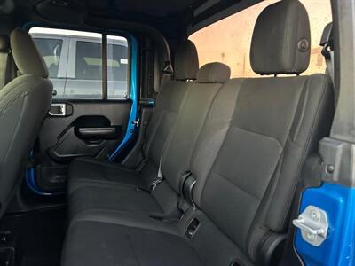 2021 Jeep Gladiator Sport   - Photo 33 - Riverside, CA 92508