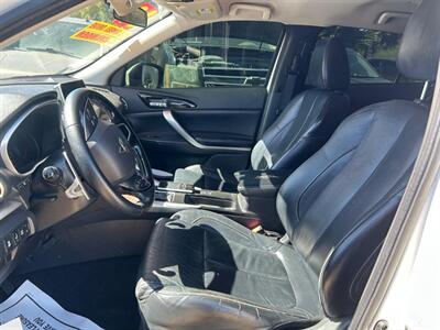 2019 Mitsubishi Eclipse Cross SE - Photo 18 - Riverside, CA 92508