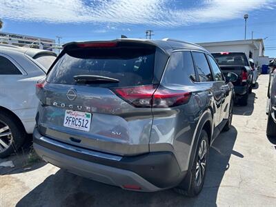 2023 Nissan Rogue SV - Photo 6 - Riverside, CA 92508
