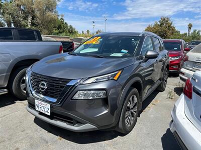 2023 Nissan Rogue SV - Photo 9 - Riverside, CA 92508